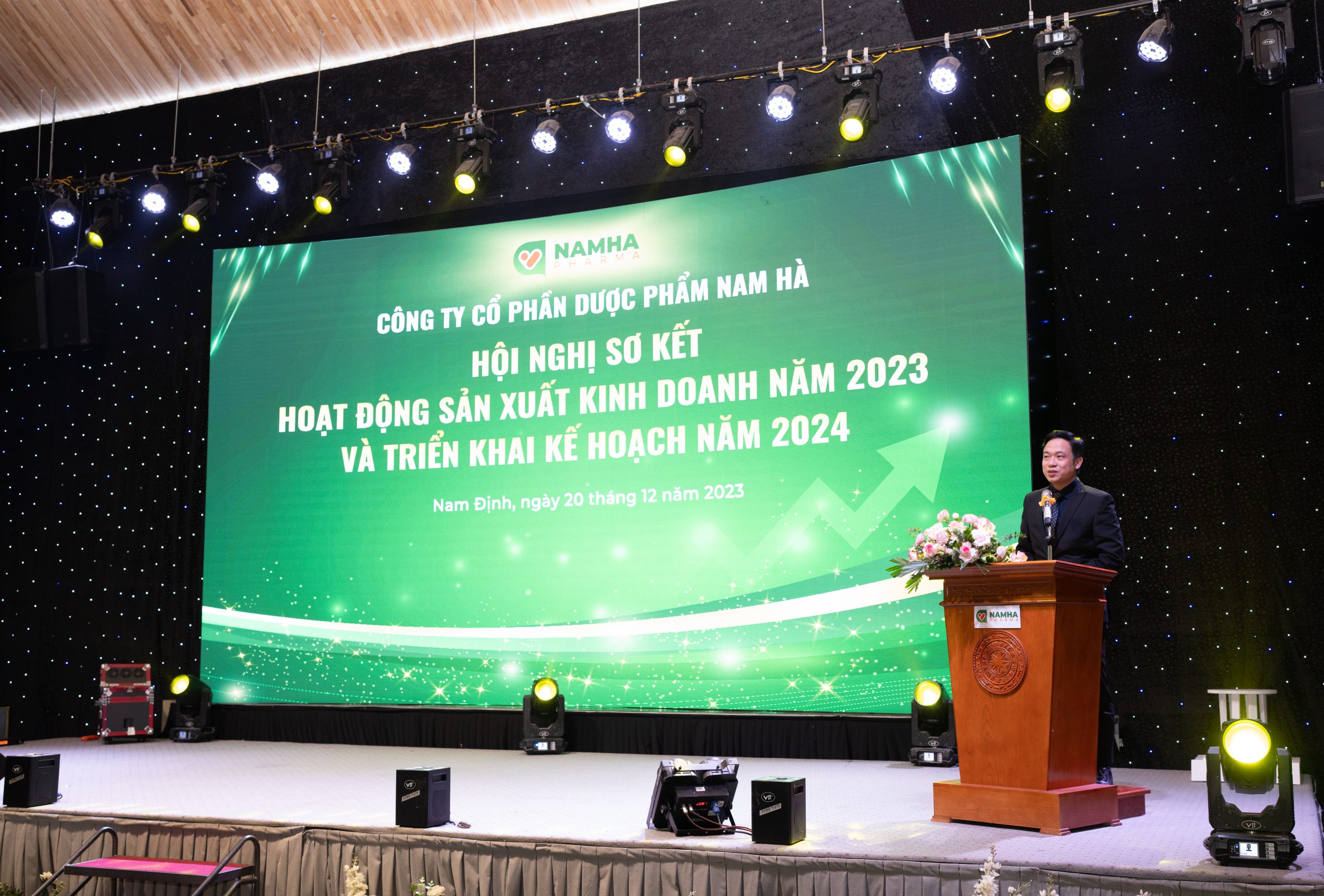 Hội nghị Sơ kết hoạt động SXKD năm 2023 và triển khai kế hoạch năm 2024 của Dược Nam Hà diễn ra thành công 
